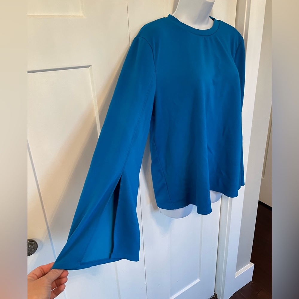 XL split sleeve top